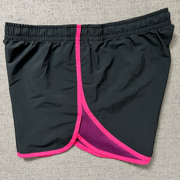 Under Armour Black Running Shorts - Picture 2 of 5